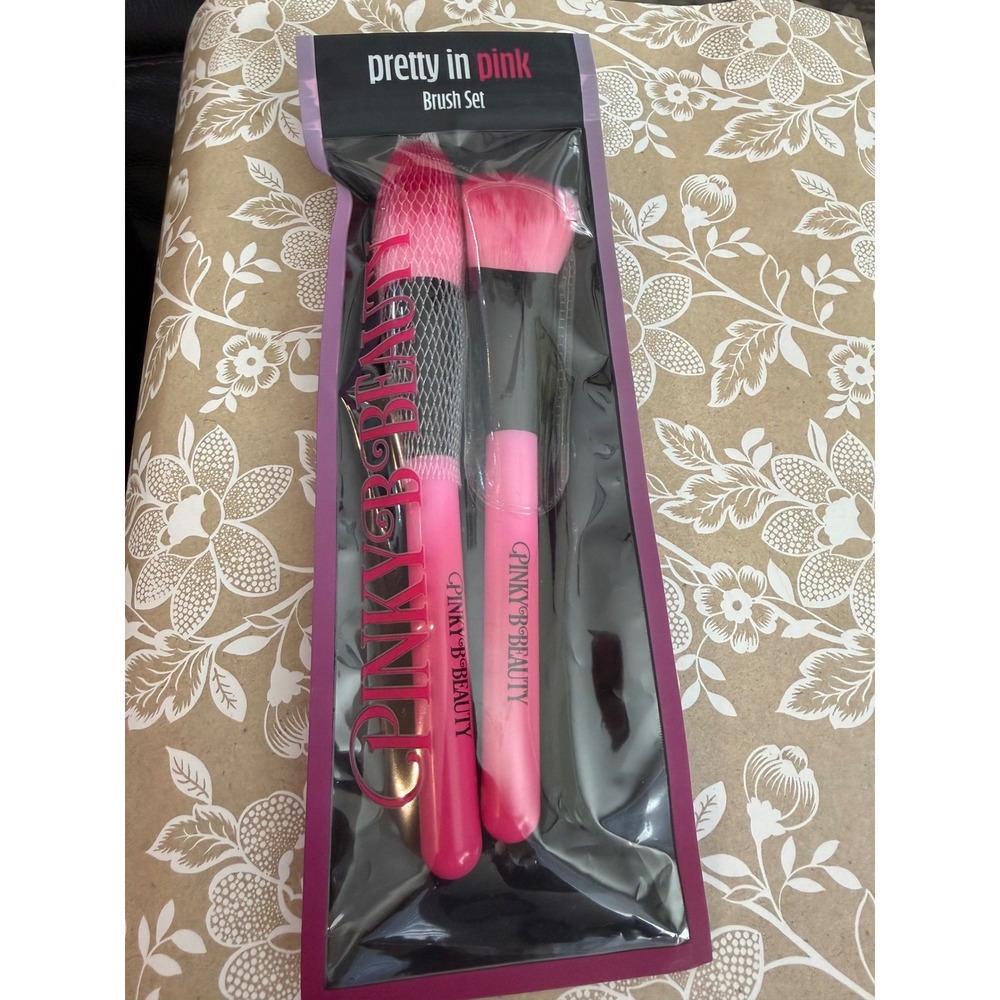 Pretty in Pink Makeup Brush Set 2 Piece Full Face Powder Blush‎ Contour Tool